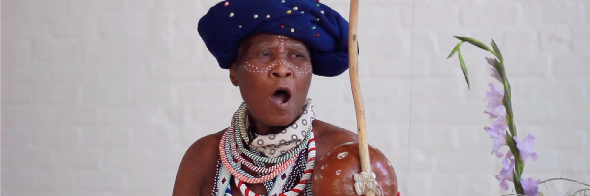 MADOSINI The Queen herself...Her first STREAM