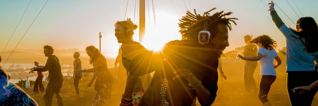 Rock Stars & Air Guitars | Strand | Secret Sunset
