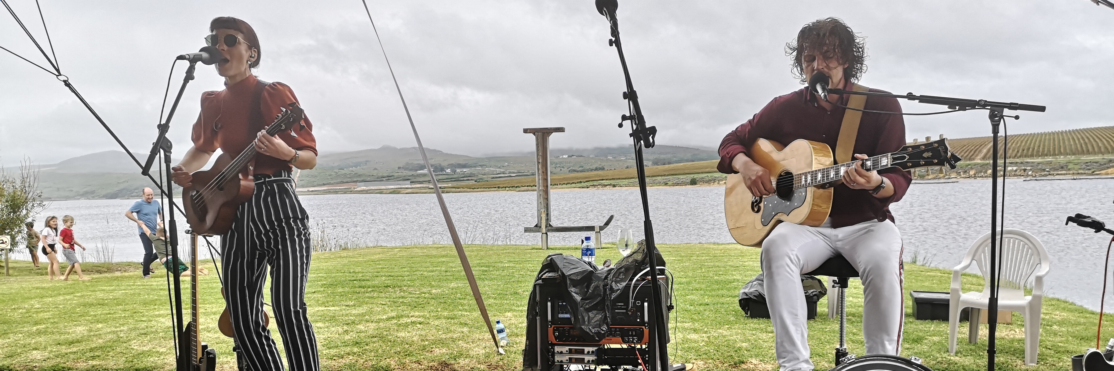 Bottomless Coffee Band LIVE at Lomond