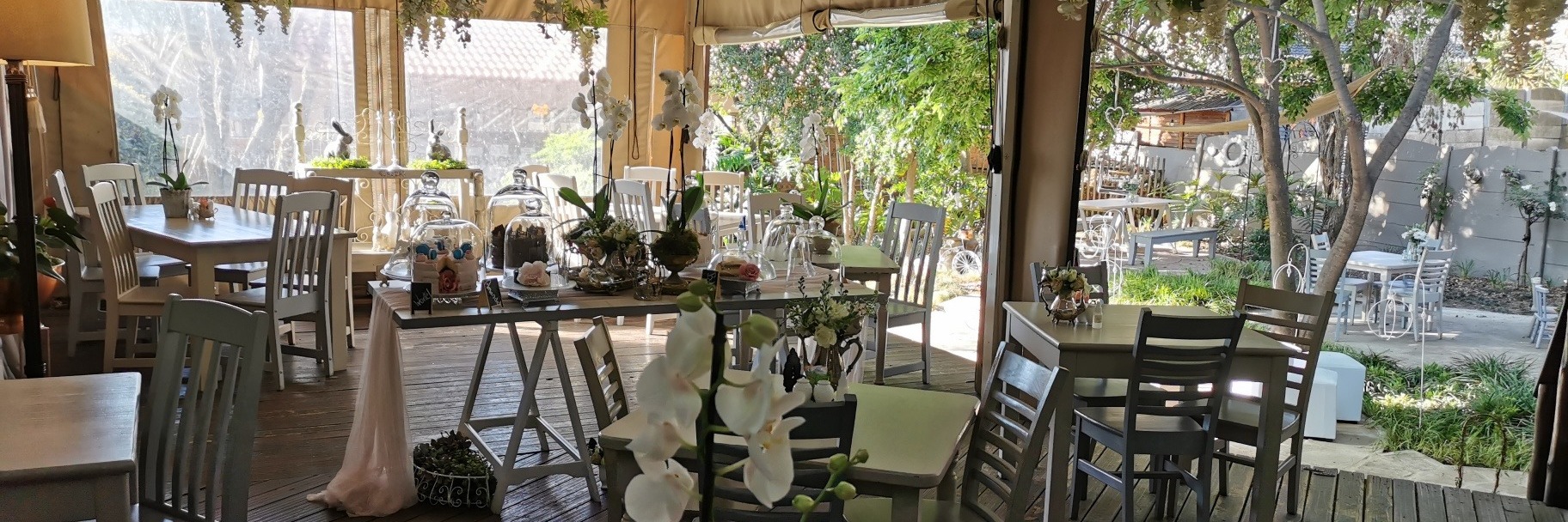 Absolutely "Dekadent" High Tea!