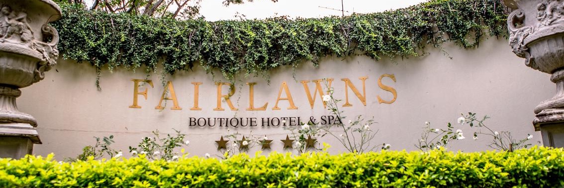 CHRISTMAS IN JULY:  FAIRLAWNS BOUTIQUE HOTEL
