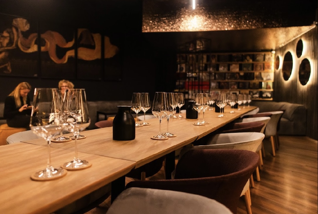 PIANO & MISCHA WINE TASTING