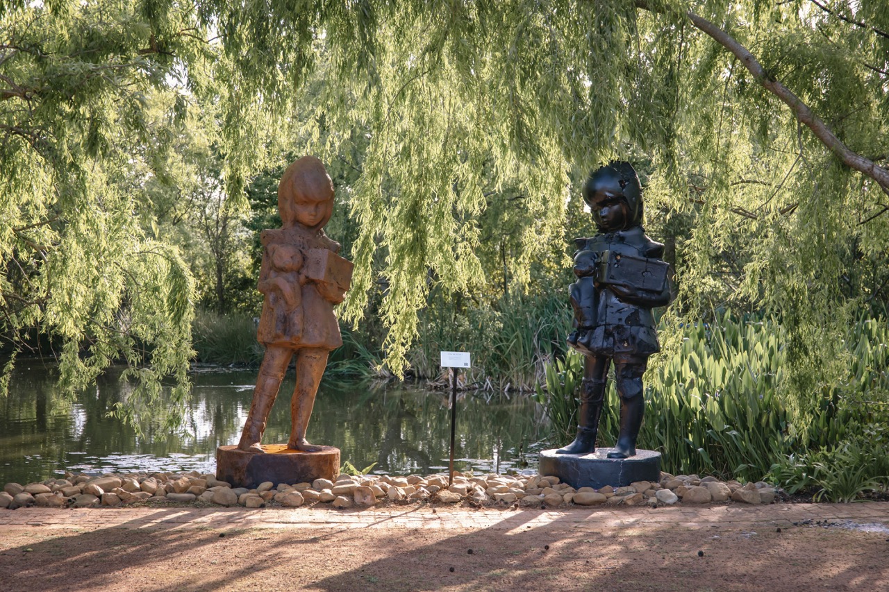 Sculpted Sounds with Bertha Wines