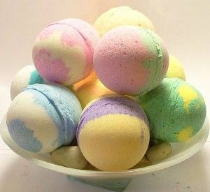 DIY Decadent Scented Bath Bombs