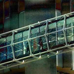 An other type of time - drone documentary screening and performnance