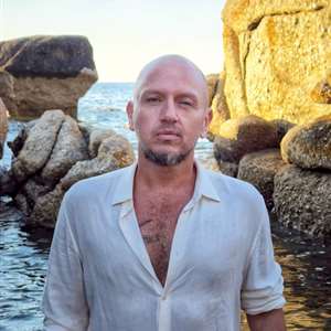 ARD matthews Valentine Show - A Summer Outdoor Concert!