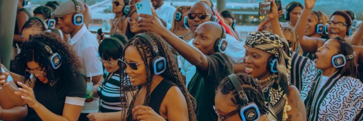 Silent Disco Radisson RED Last Sunday