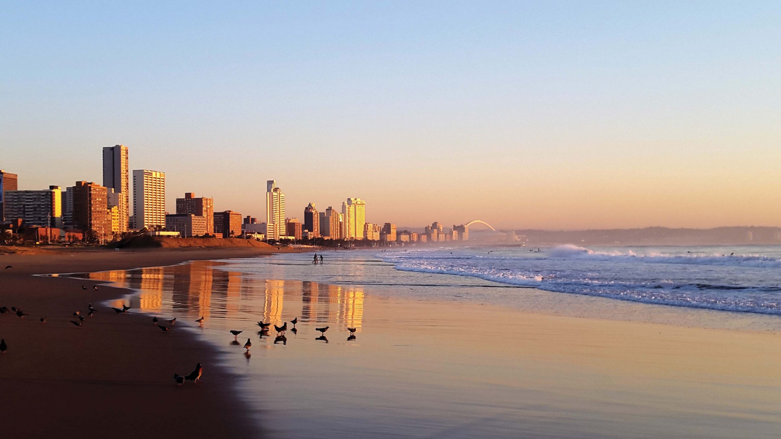 Golden Mile Early Morning Explorer