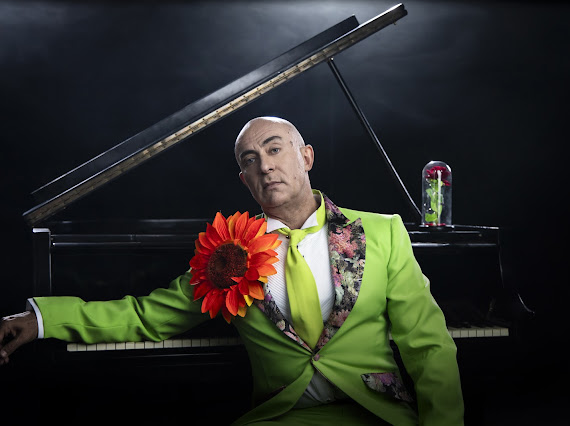 Rocco De Villiers at Slipperfields