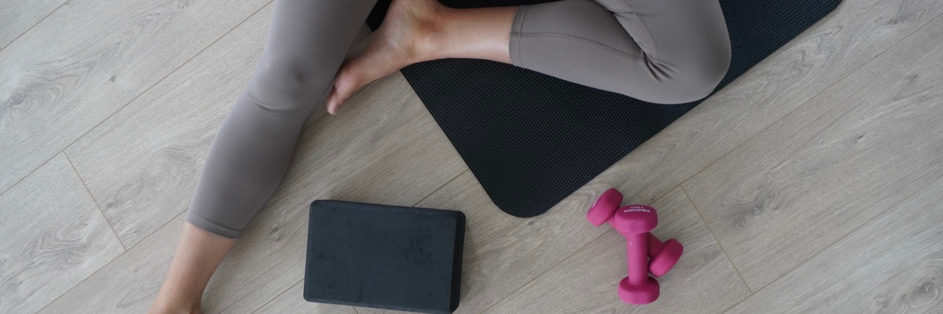 Pilates & Stretch - Pre Run Warm Up
